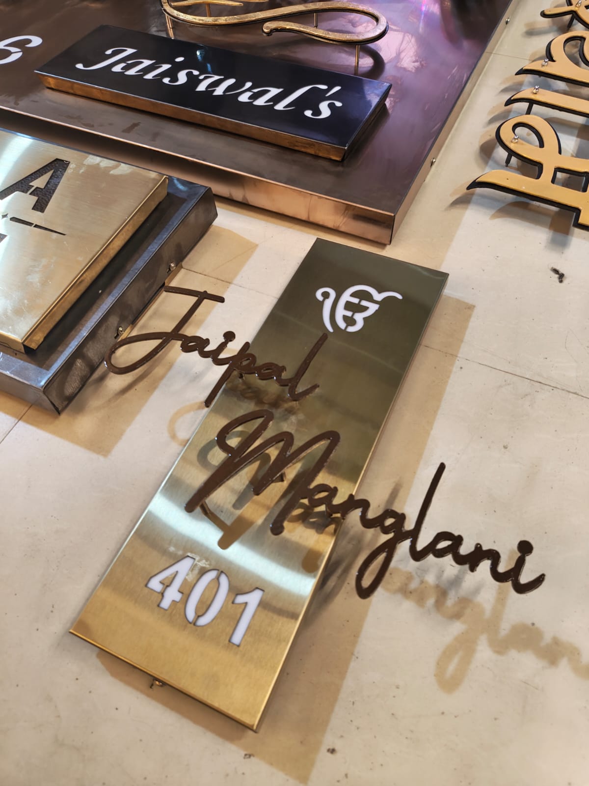 Flat Nameplate